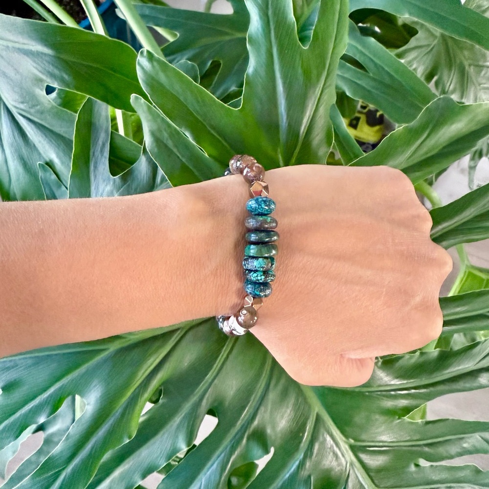 Turquoise, Hematite & Agate Bracelet (one) - Picture 4 of 4